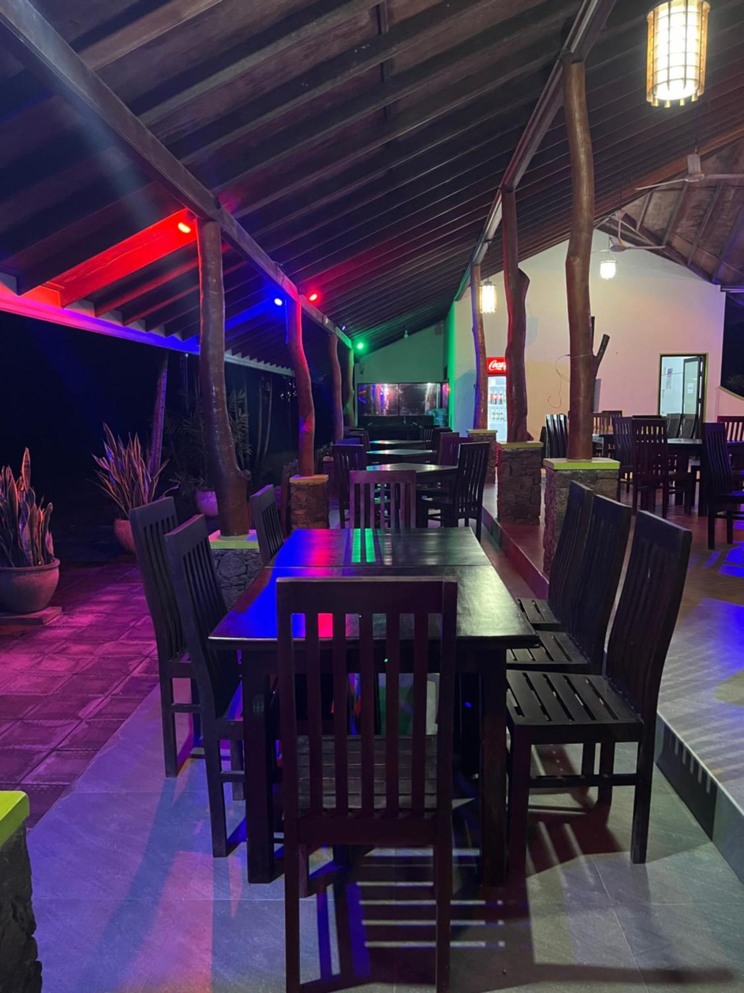 Royal Green Garden - Puttalam Luaran gambar